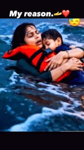 Tum apni mummy Se itna Pyar Q karte ho CapCut Template  